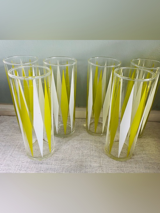 Other - Set of 6 Mid-Century Style Highball Glasses in Chartreuse and White diamonds
